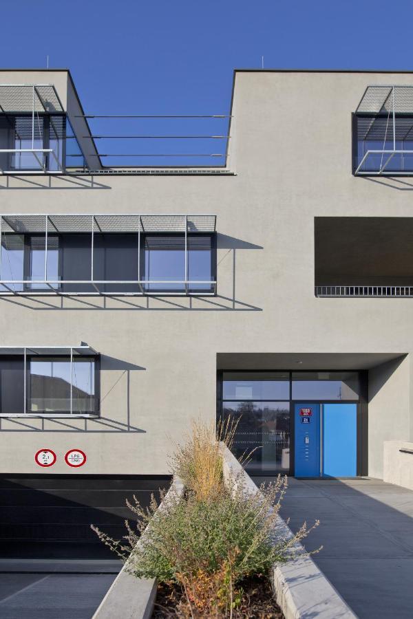 7 Ruzyne Apartment Prague