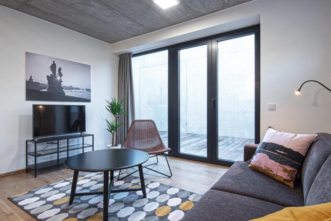 7 Ruzyne Apartment Prague