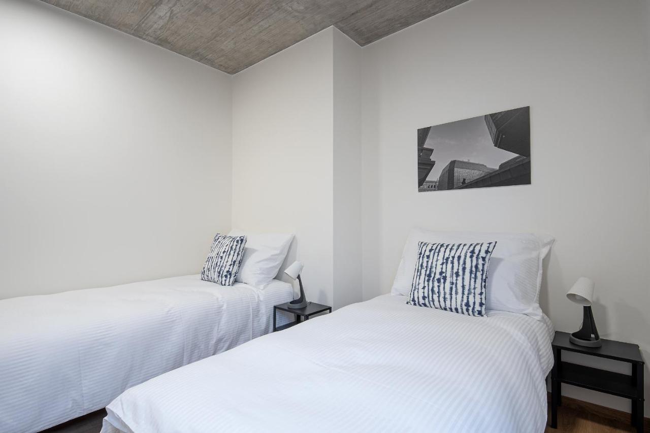7 Ruzyne Apartment Prague
