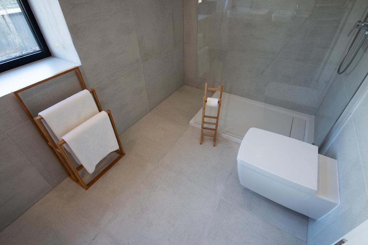 7 Ruzyne Apartment Prague