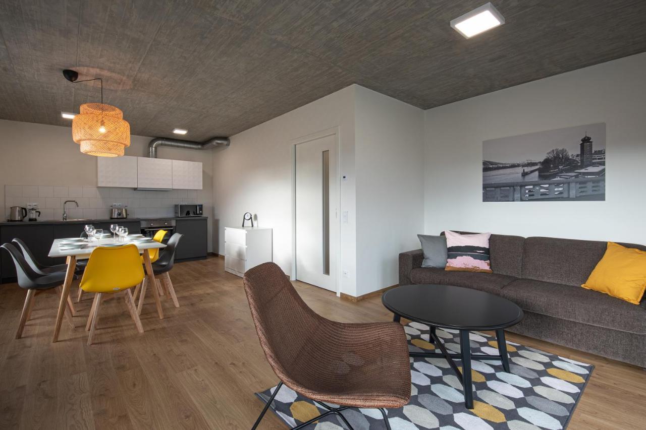 7 Ruzyne Apartment